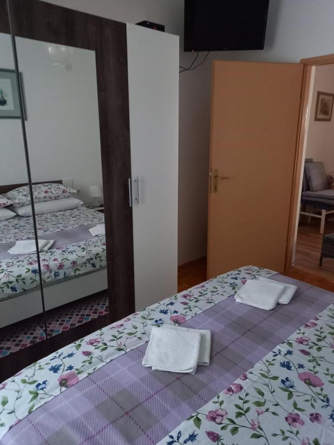 Oaza Apartment Razanac Exterior photo