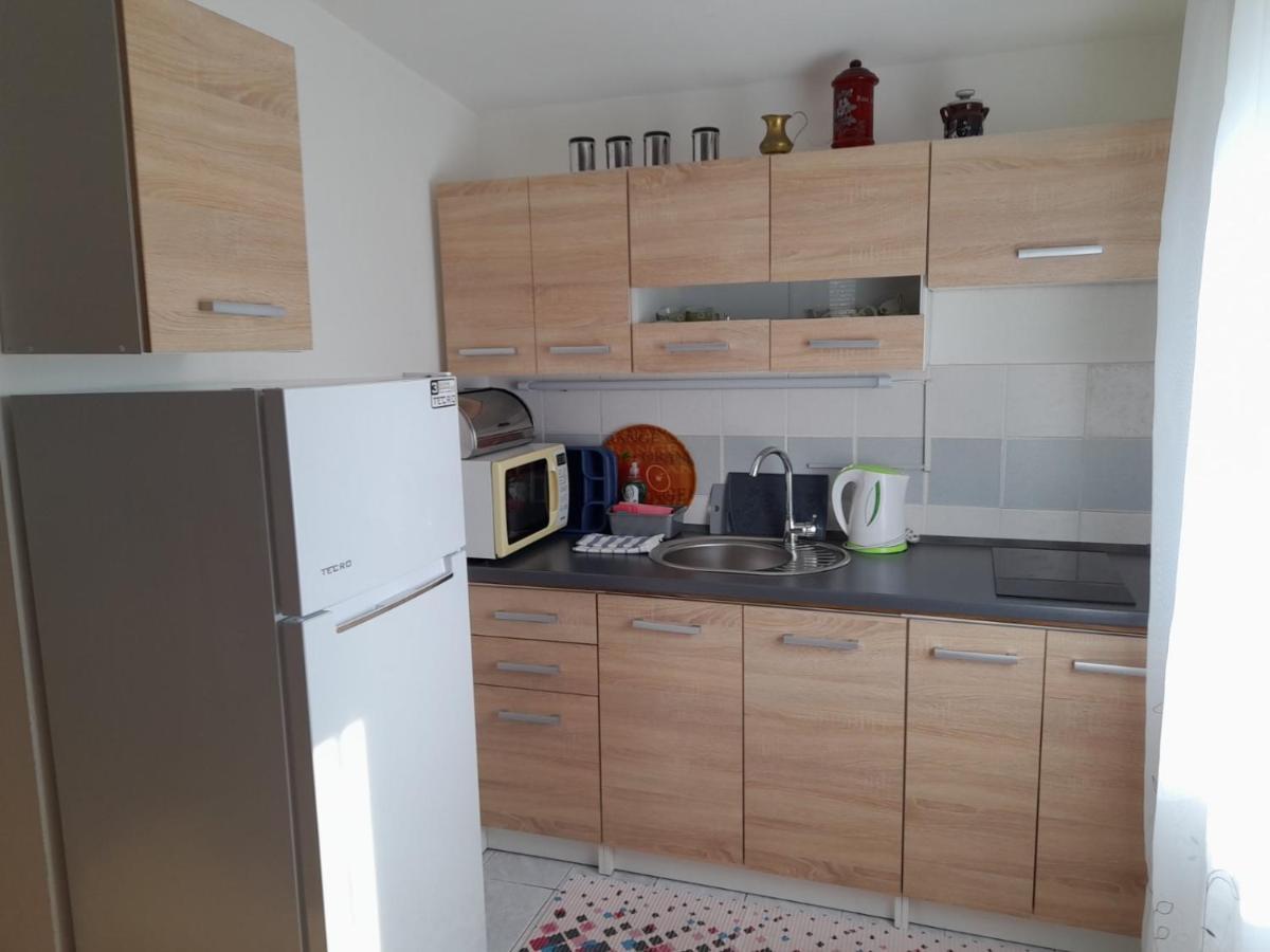 Oaza Apartment Razanac Exterior photo
